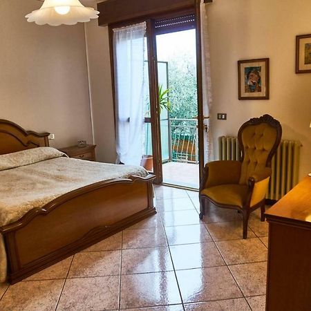 Appartamento Clivo Solto Collina Buitenkant foto